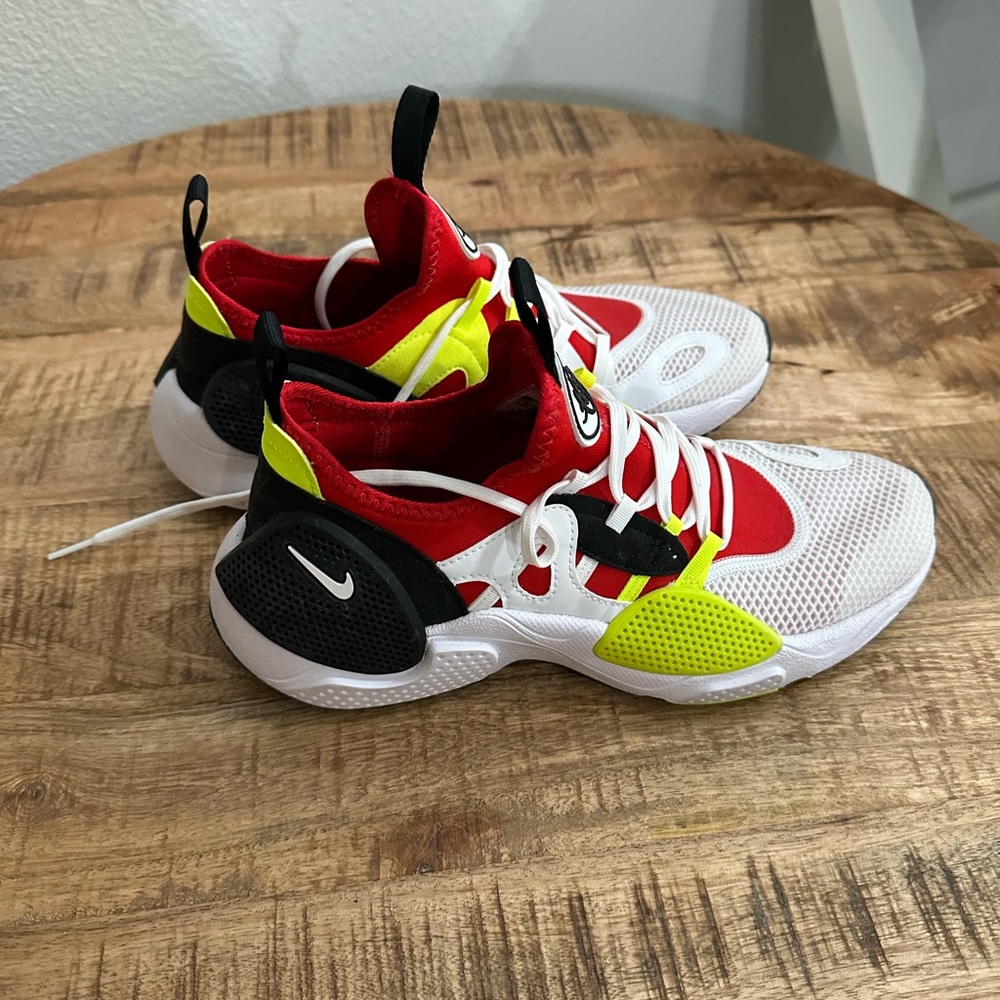 Nike Huarache Edge Shoes - Picture 6 of 7